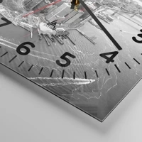 Clock face with numbers