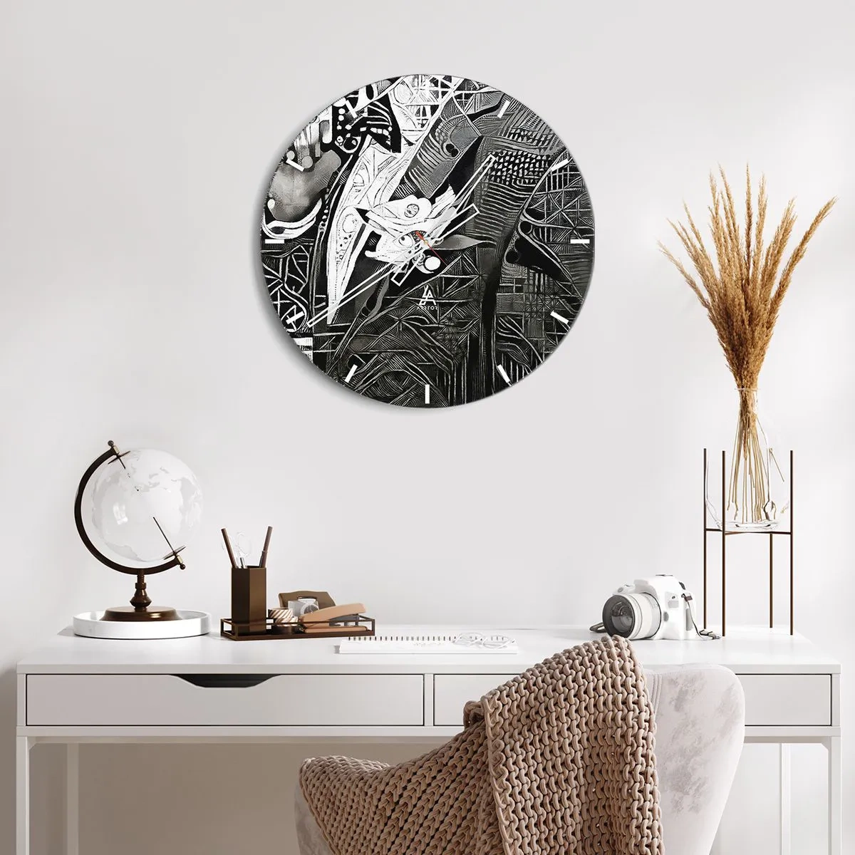 Wall clock - Clock on glass - Black and white abstraction with complex geometric patterns - 30x30cm - Elegant in Grey - Modern wall decoration for the living room, kitchen, and bedroom ARTTOR