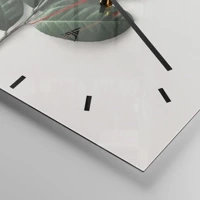 Clock face with lines