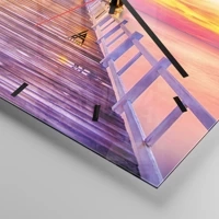 Clock face with lines