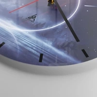 Clock face with lines