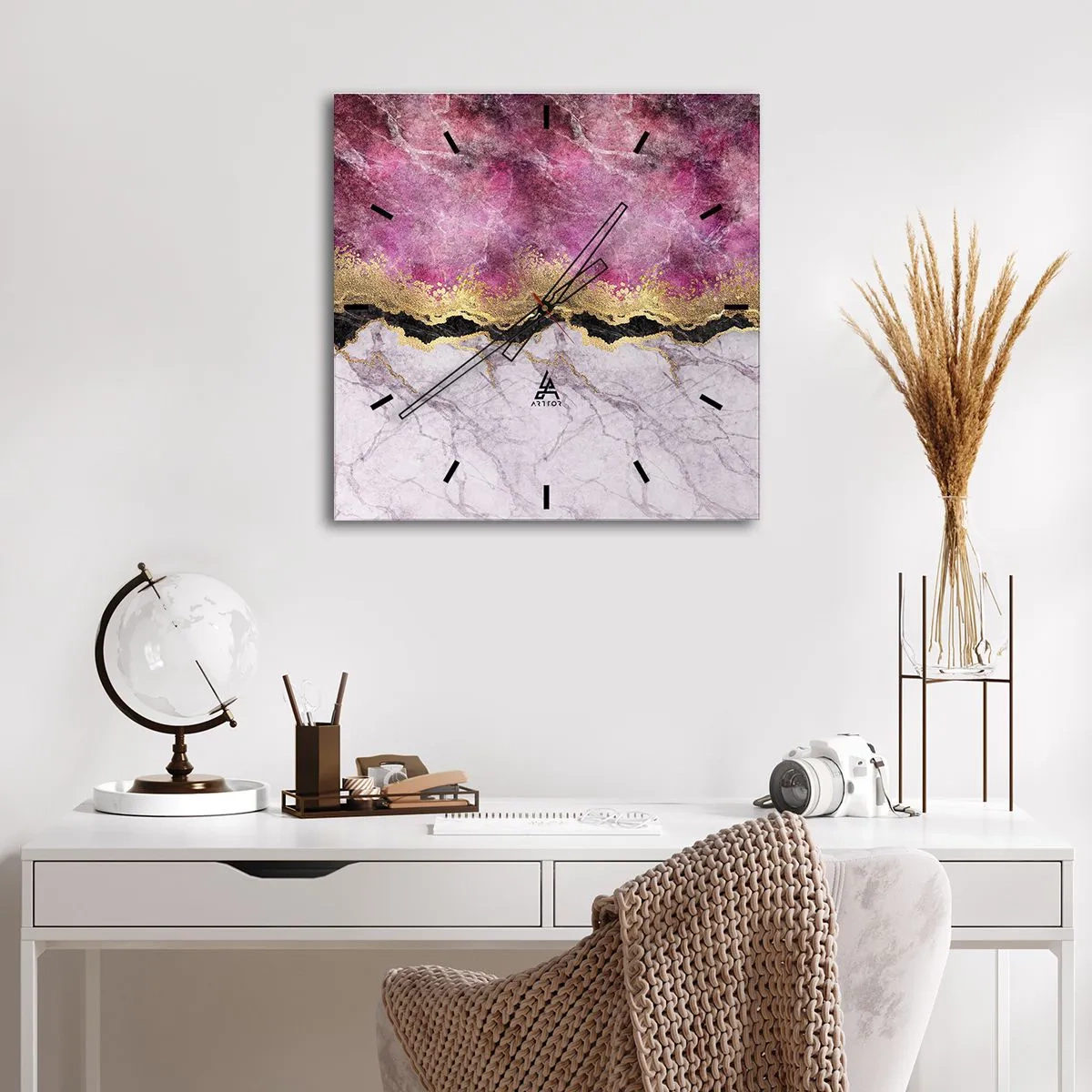 Wall clock - Clock on glass - On the Border - 30x30 cm