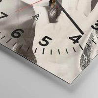 Clock face with numbers