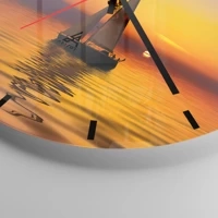 Clock face with lines