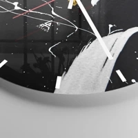 Clock face with lines