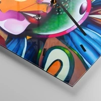 Clock face with lines