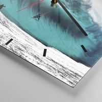 Clock face with lines