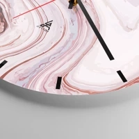 Clock face with lines