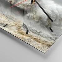 Clock face with lines