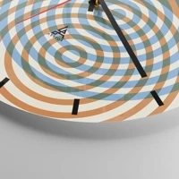 Clock face with lines