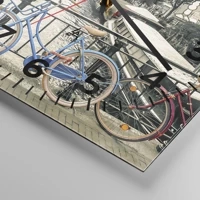 Clock face with numbers