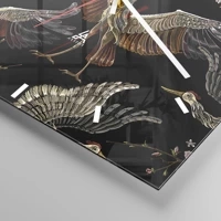 Clock face with lines