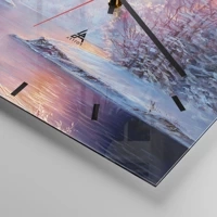 Clock face with lines