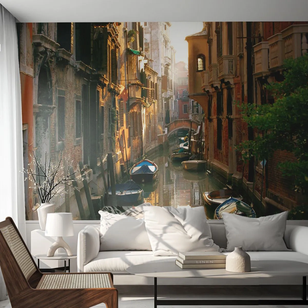 Photo Wallpaper Premium Sand - In a Venetian Alley - Landscape, Architecture, Venice - 500x350 cm
