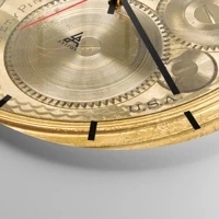 Clock face with lines