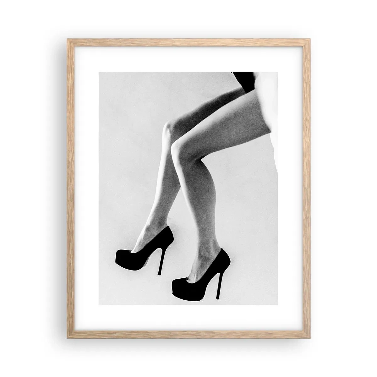 Poster in light oak frame - Eternal Womanhood - 40x50 cm