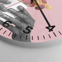 Clock face with numbers