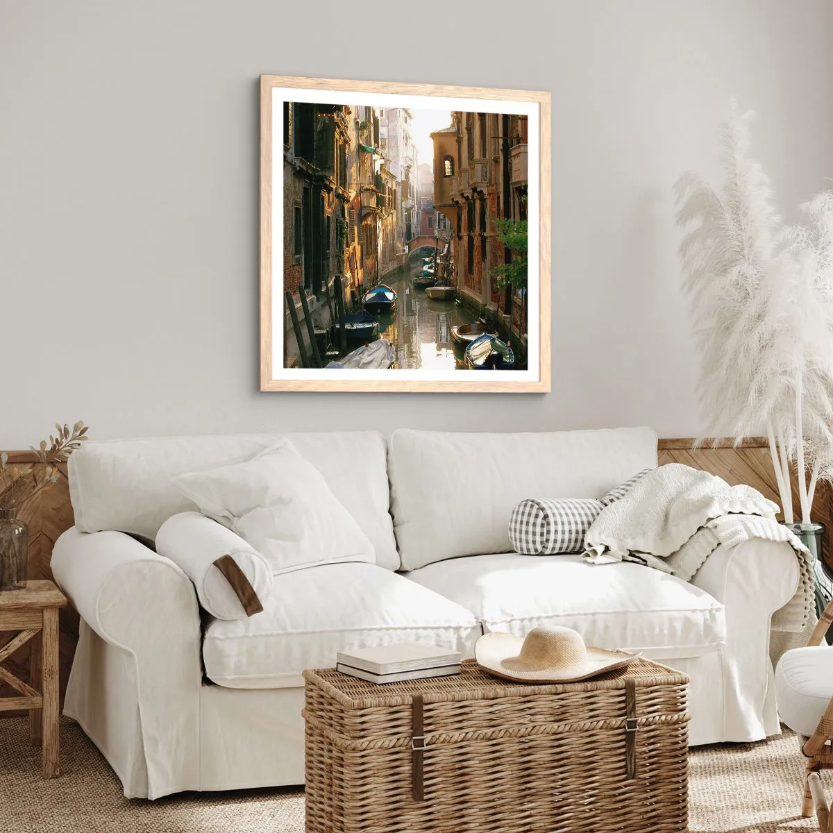 Poster in light oak frame - In a Venetian Alley - 40x40 cm