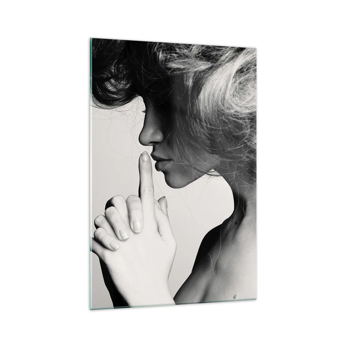 Glass picture - Listening to Herself - 70x100 cm
