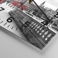 Clock face with numbers