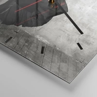 Clock face with lines