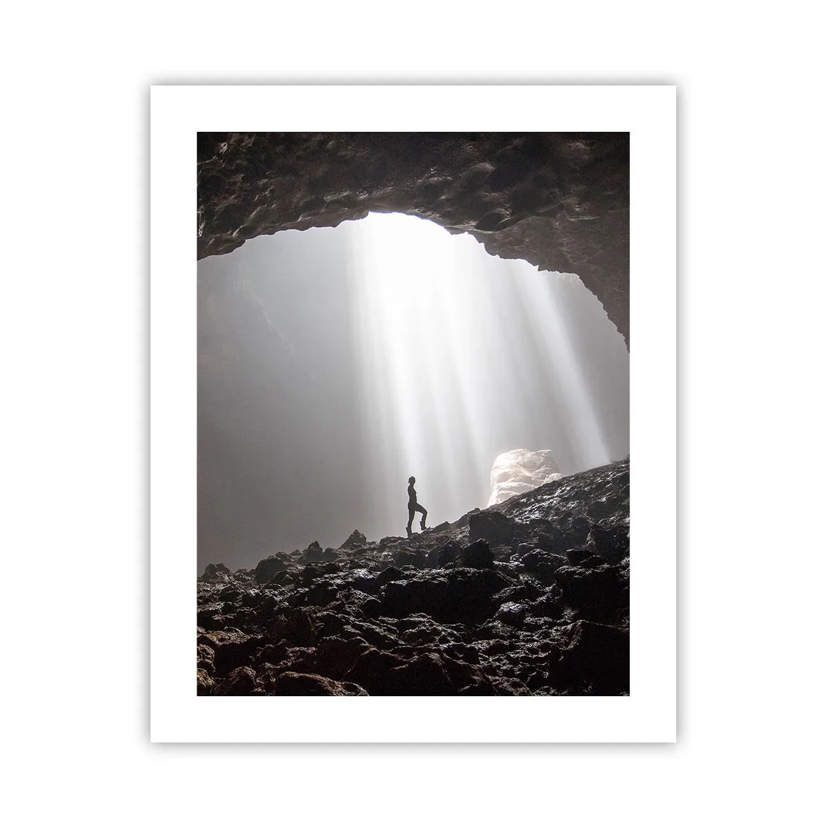 Poster - Luminous Grotto - 40x50 cm