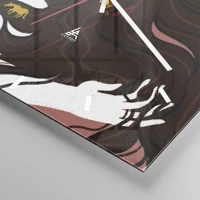 Clock face with lines