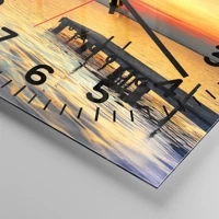 Clock face with numbers