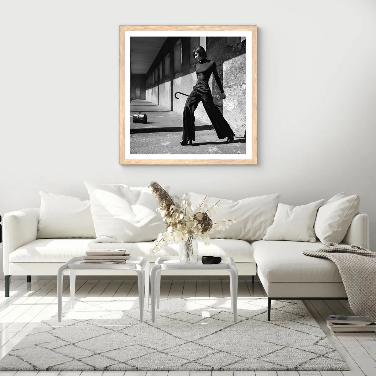 Poster in light oak frame - City Chic - 60x60 cm