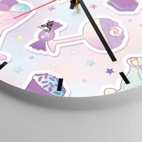 Clock face with lines