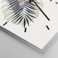 Clock face with lines