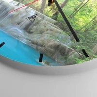 Clock face with lines