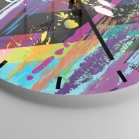 Clock face with lines