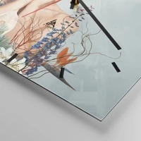 Clock face with lines