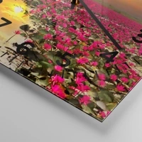 Clock face with numbers