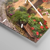 Clock face with lines