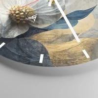 Clock face with lines