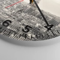 Clock face with numbers