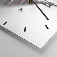 Clock face with lines