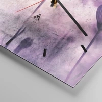 Clock face with lines