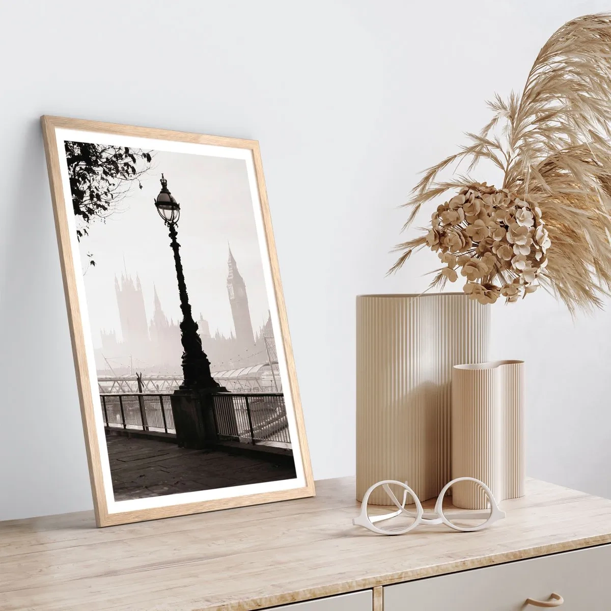 Poster in light oak frame - London Morning - 61x91 cm