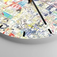 Clock face with lines