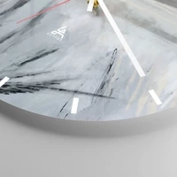 Clock face with lines