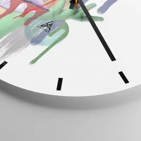 Clock face with lines