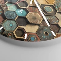 Clock face with lines