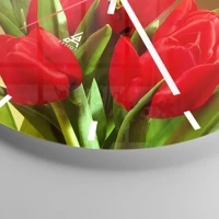 Clock face with lines