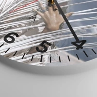 Clock face with numbers