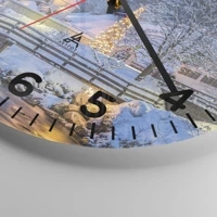 Clock face with numbers