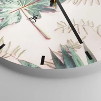 Clock face with lines