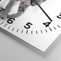 Clock face with numbers